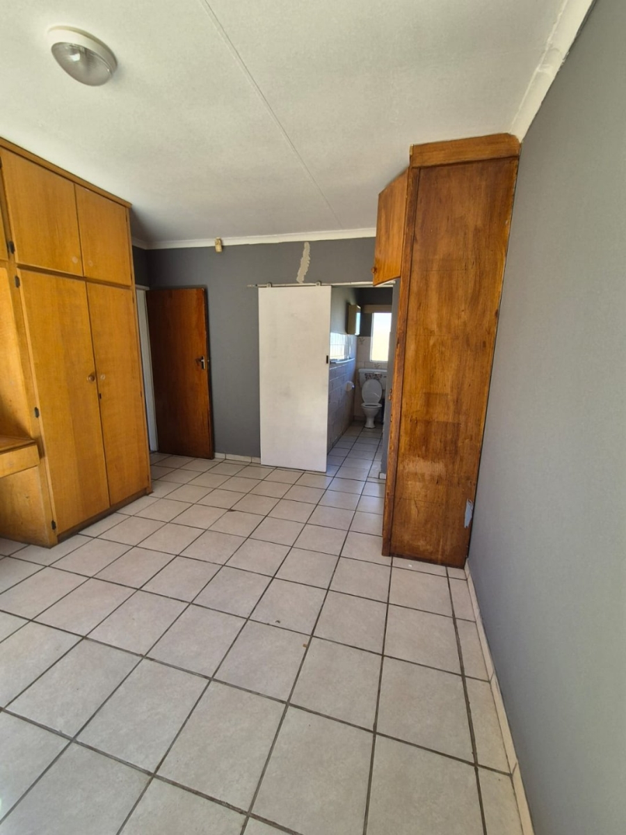 3 Bedroom Property for Sale in Universitas Ridge Free State